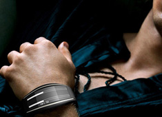 Elio - Linear Scale Watch by Pierre Haulot & William Boullier 