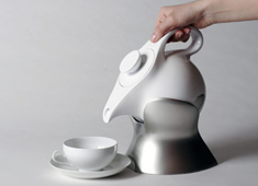 The Lazy Teapot by Lotte Alpert 