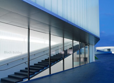 Extension of Nelson-Atkins Museum of Art by Steve Holl 