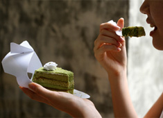 Cakes Ret' To Eat