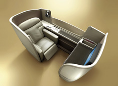 JAL goes LUX