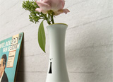 A Sneasonal Flower Pot for Dry Times