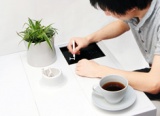Talkative Table