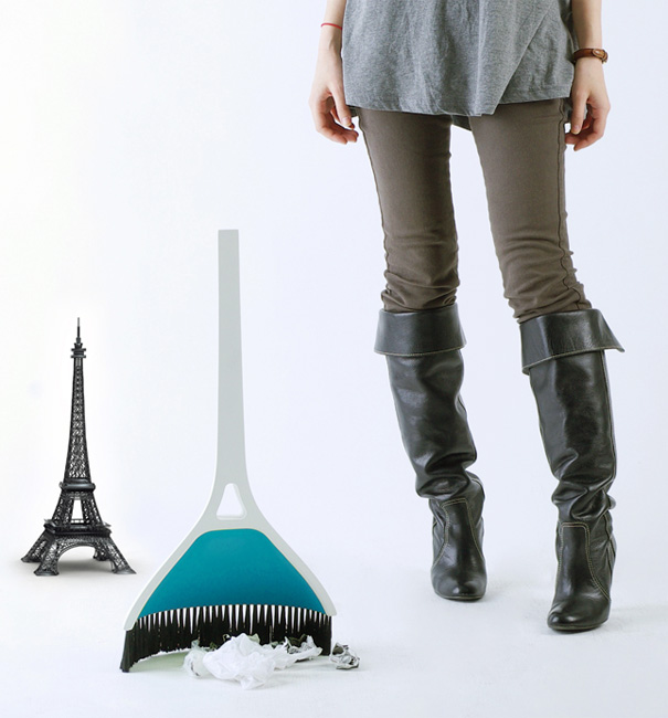 Eiffel Tower In Your House – Dustpan and Broom Combination by Min Seok Song & Jung Gi Seo