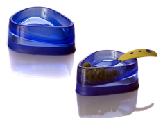 The One Hand Baby Feeder