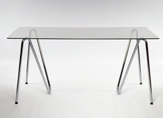 Minimal Rigid Desk