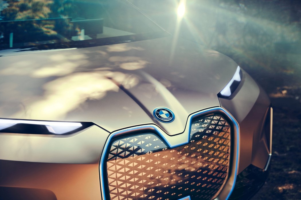 bmw_vision_inext_2018_7
