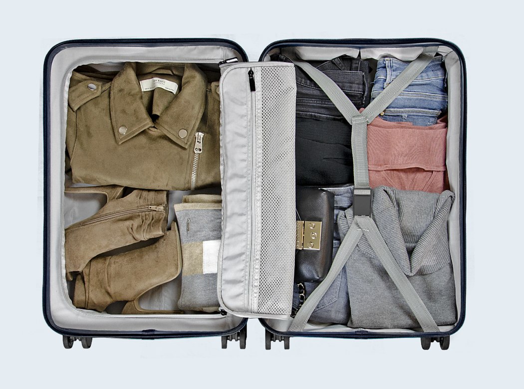 monos_premium_minimalist_luggage_11