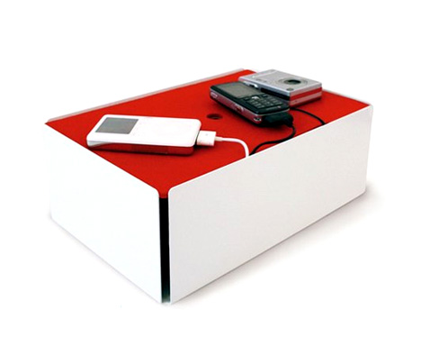 iPod Charge Box by Ding3000 Studio