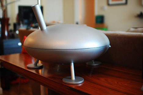 Alien Saucer Lands. FRED Humidifier Review
