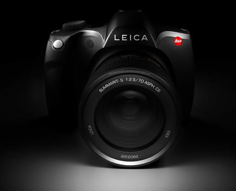 Photog Hounds Like The Leica S5
