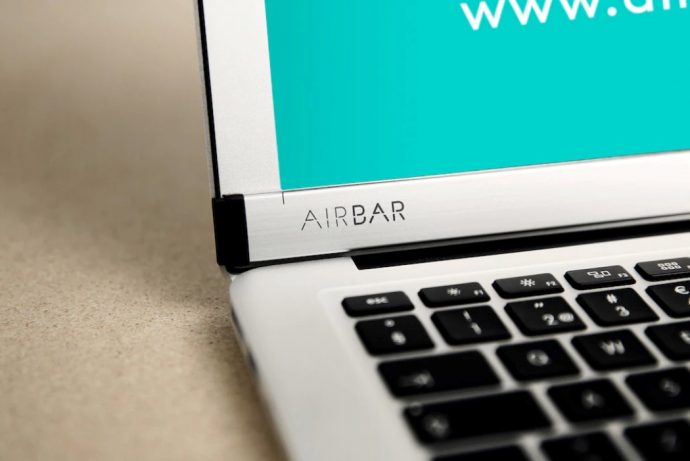 Touchscreen on a Macbook? Yes!!