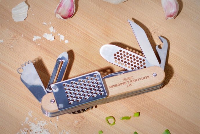 A Swiss-Army Mini-Kitchen!