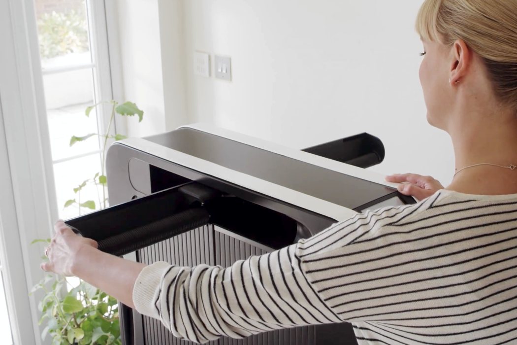 Ongelofelijk solidariteit Document Meet, Effie – the Automated Ironing Robot! - Yanko Design