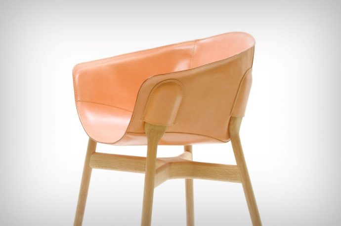 Kick up your feet in this neat seat