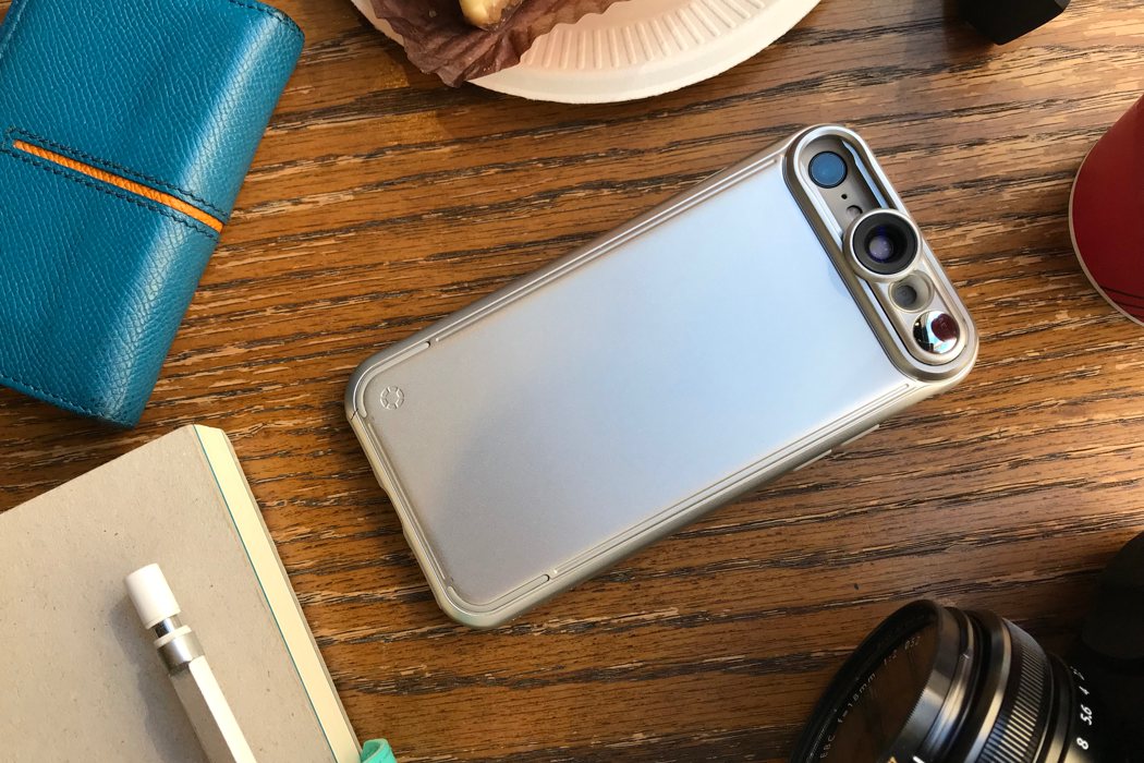 Single Camera, Dual Lenses, Hundred Possibilities! - Yanko Design