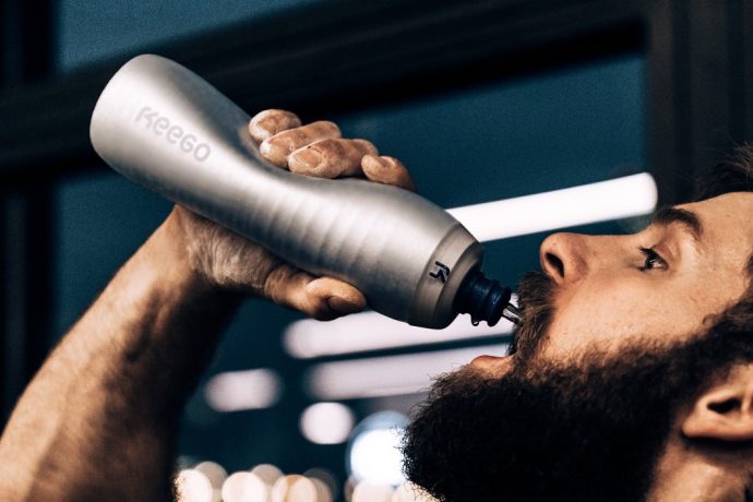 A Squeezing Bottle Made from the World’s Strongest Metal