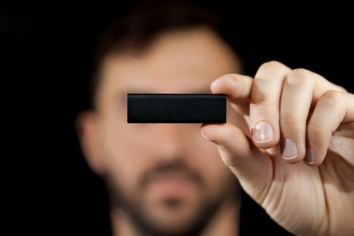 A rectangular Pokéball for pigments