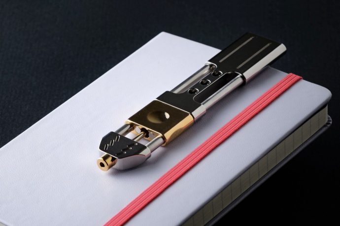 The Pen from a Parallel Universe