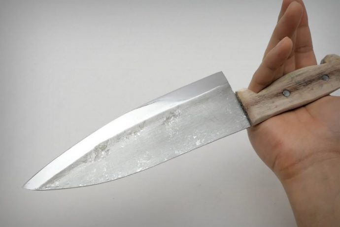 How to make a kitchen knife from aluminum foil