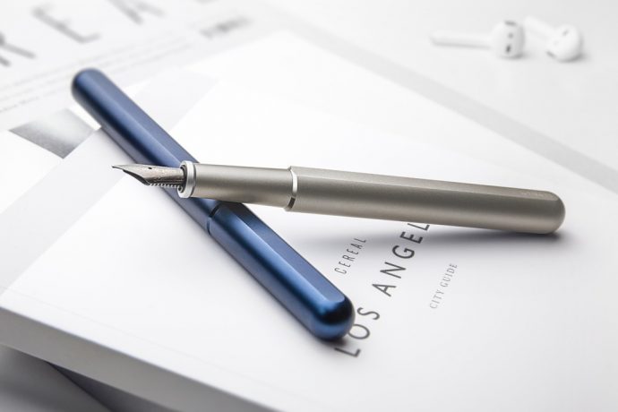 The Kosmos Ink Literally has a Magnetic Appeal
