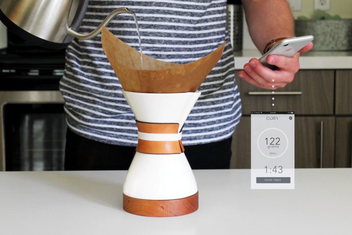 This Coffee Brewer is Smart and Elegant at the Same Time