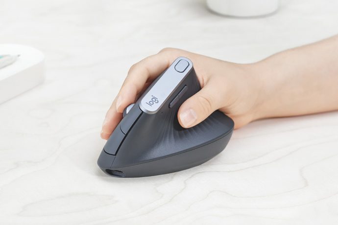Logitech’s new mouse is inspired by the handshake