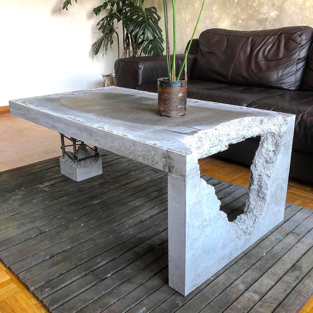 coffee_table_by_adorTable