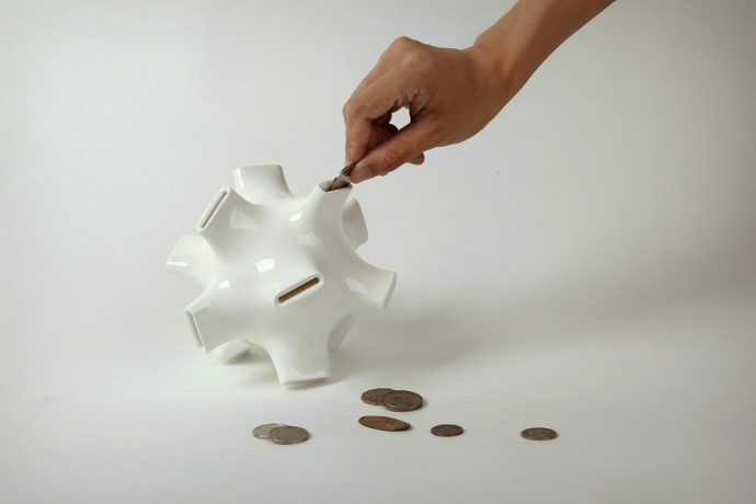 An urchin-inspired coin-bank to store your ane’money’