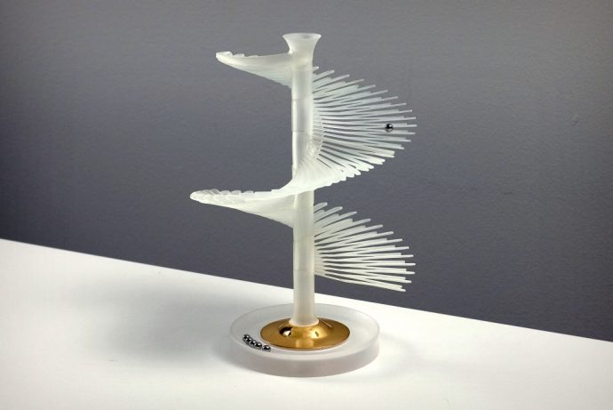 This 3D printed hourglass should get a design award!