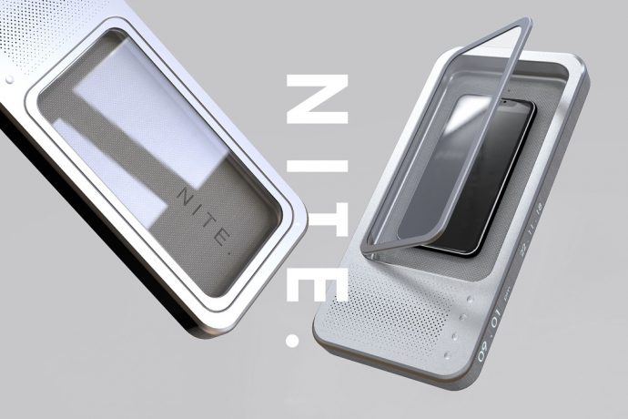 A Product for All Us Phone-Addicts!