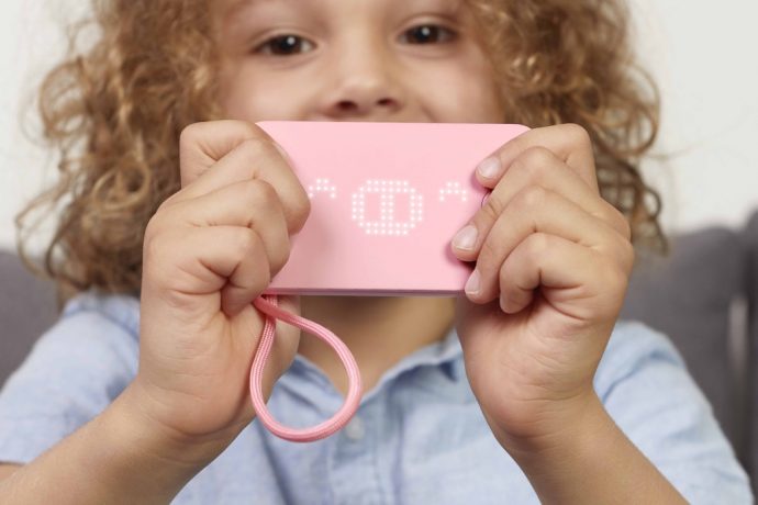 This is the World’s First Digital Piggy Wallet for your Kids