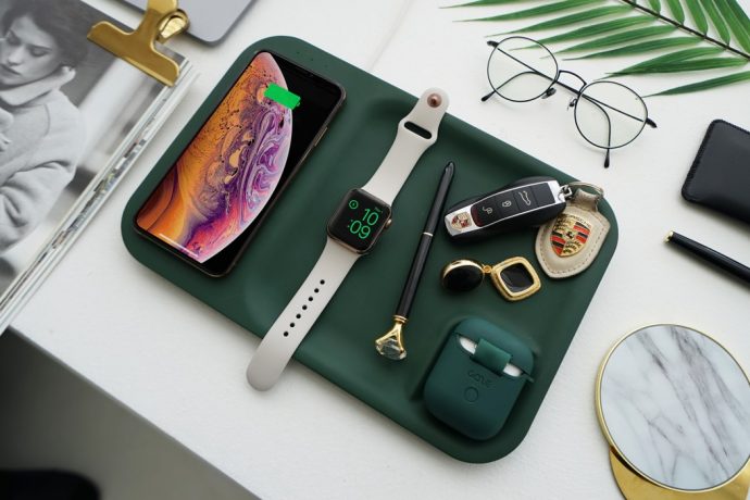 The Gaze Tray is Apple’s AirPower Charger with a Lifestyle-design Touch