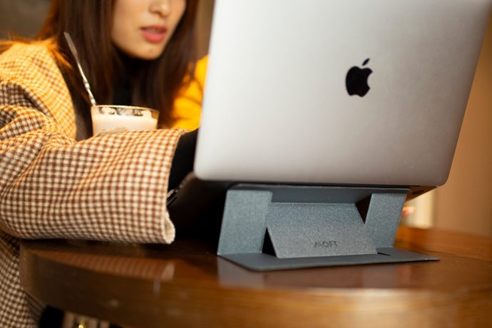The MOFT Builds a Laptop-stand Right into your Laptop