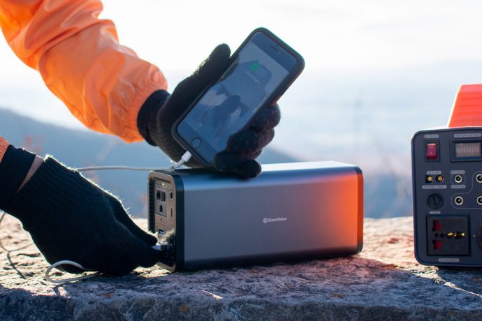 The Lightest, Highest Energy Capacity Portable Li-ion Battery Power Stations