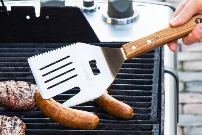 Here’s a multitool spatula for the multipurpose chef