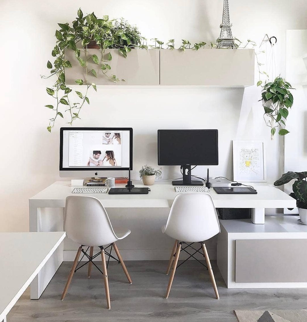 https://www.yankodesign.com/images/design_news/2019/04/desk-setups-that-maximize-productivity/desk_setups_06.jpg