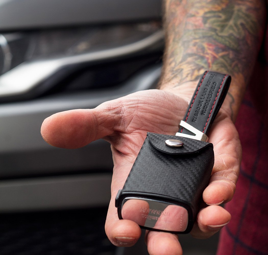 This RFID-blocking key-fob case works like a faraday cage to