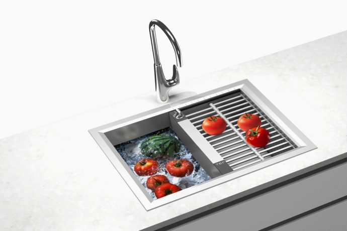 This sink adjusts to your water needs