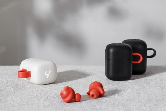 These fall-proof earbuds were designed after scanning thousands of ears