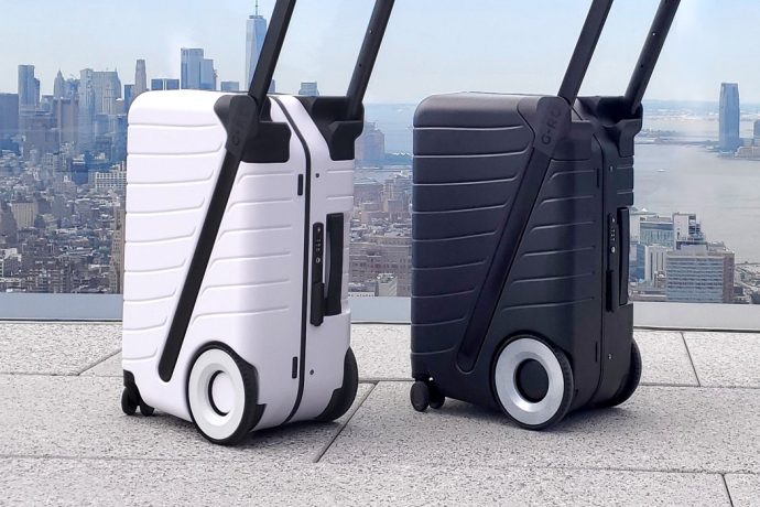 The SIX is the best travel luggage ever designed… and it doesn’t have any tech inside