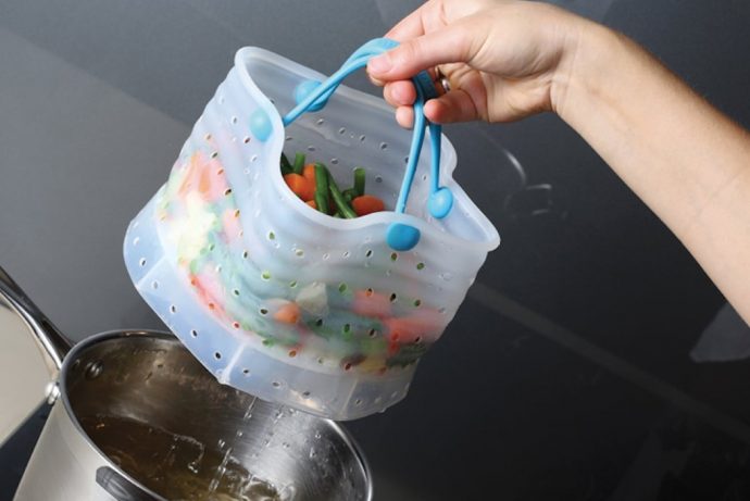 Just place this perforated silicone bag into water to boil or steam your veggies!