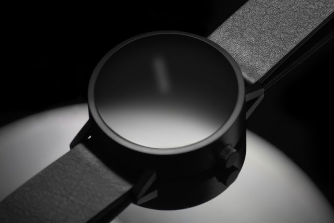 The Relax by StudioDWAS watch comes with a blurred glass to make you stop and appreciate time