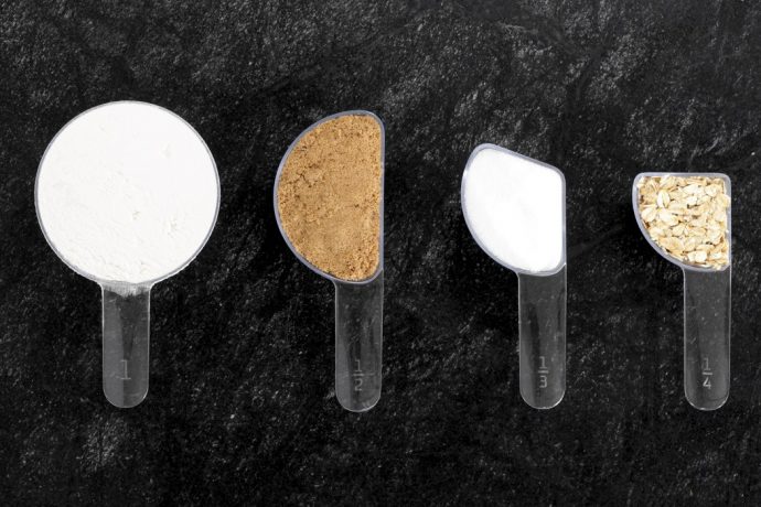 These measuring cups are designed to visually represent fractions for intuitive use!