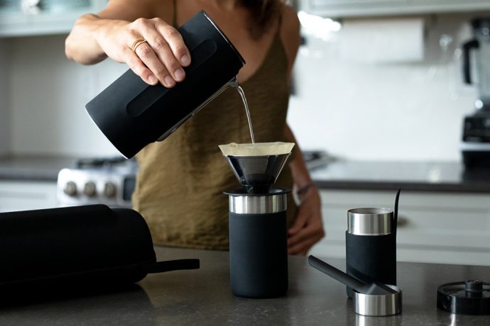 The Pakt Coffee Kit lets you be a wandering barista