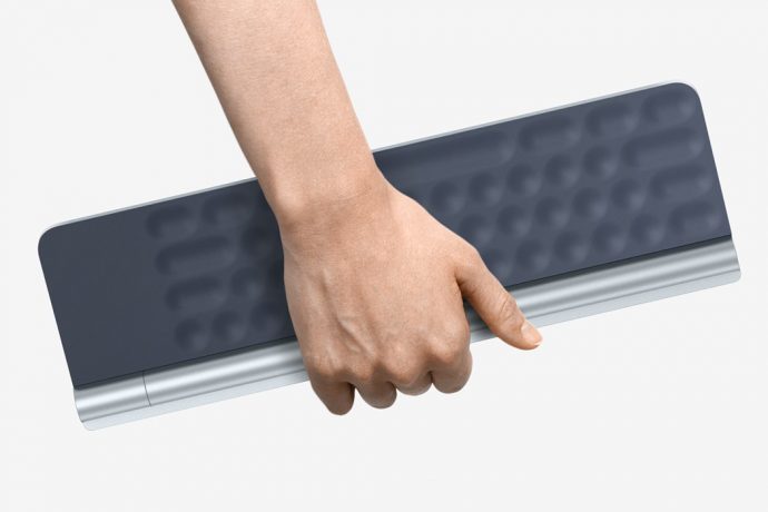 Who needs a display when this keyboard projects your screen directly on your retina?
