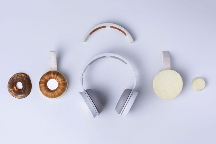 The materials for this pair of ‘bio-headphones’ are entirely grown in a laboratory
