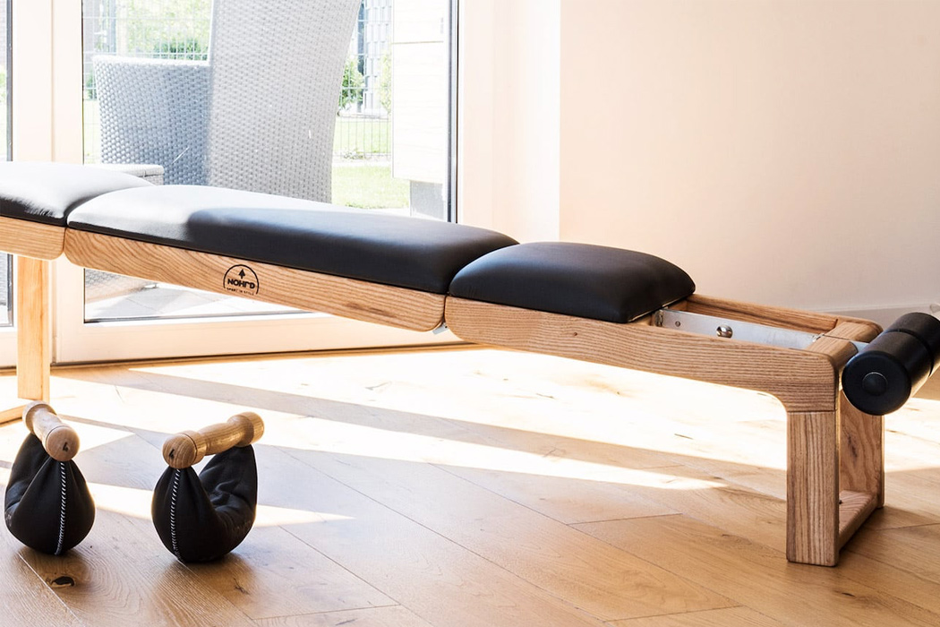 This 3-in-1 exercise bench doubles up as a minimalistic furniture
