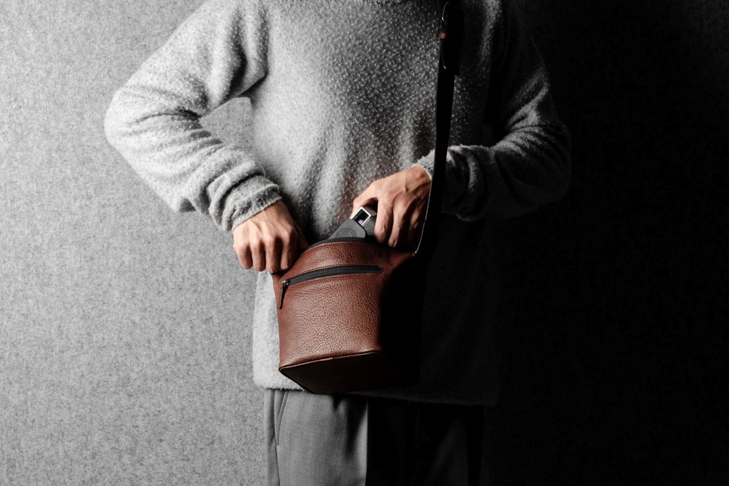 The Hardgraft Leather Camera Bag is the most dapper way to carry around  your DSLR - Yanko Design
