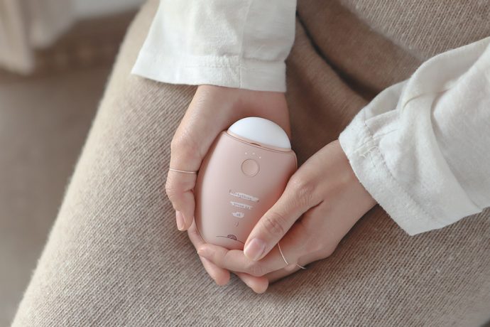 This conceptual hand warmer comes with aesthetics designed to warm your soul